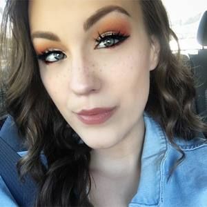 Meet your Posher, Zehida